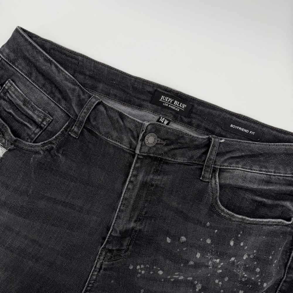 Judy Blue Boyfriend Jeans Womens‎ 14W Black Distressed Paint Splatter JB8867